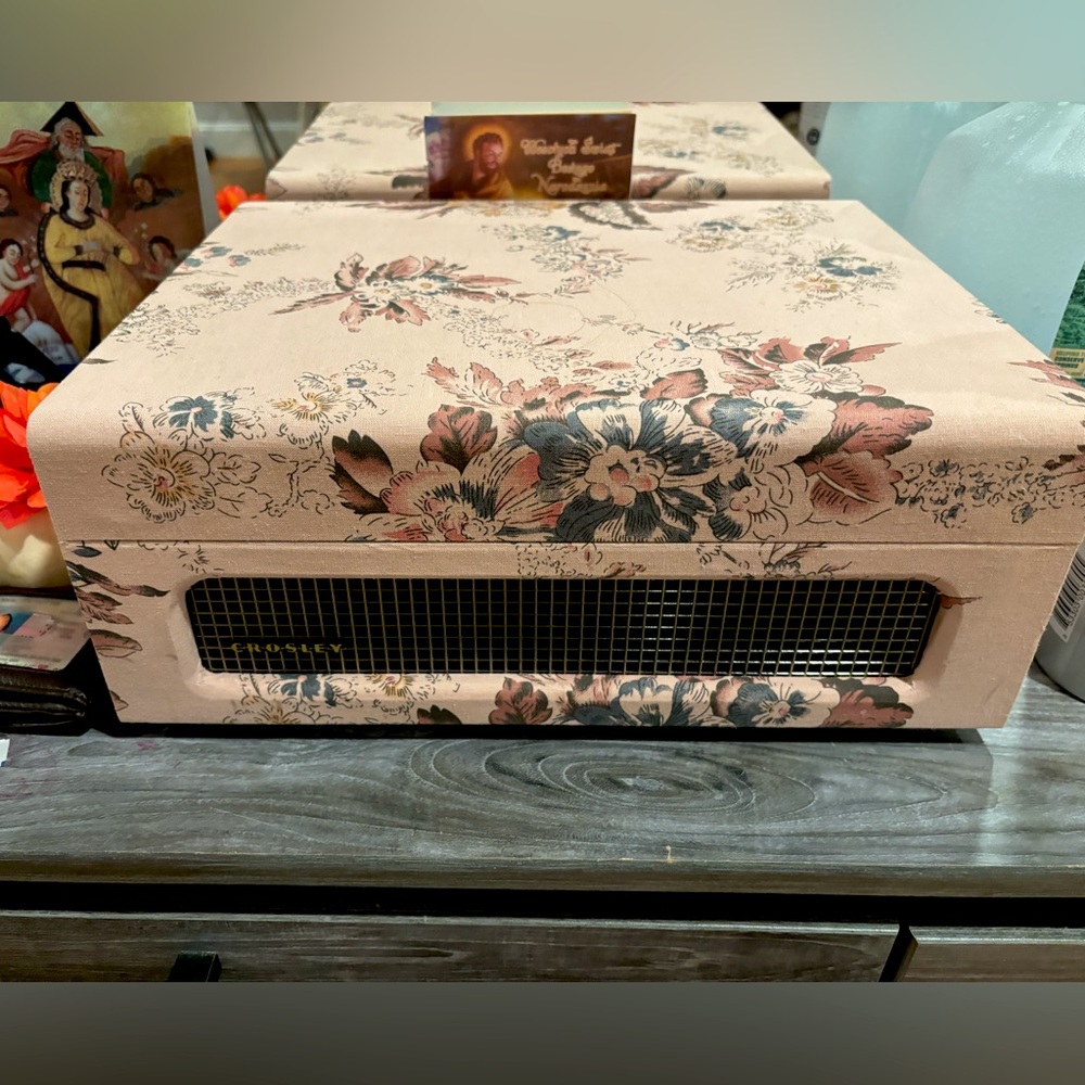 Floral record player